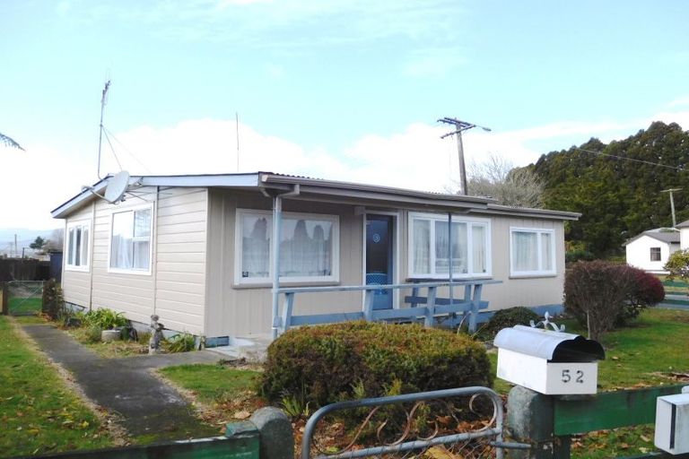 Photo of property in 52 Rangatira Drive, Mangakino, 3421
