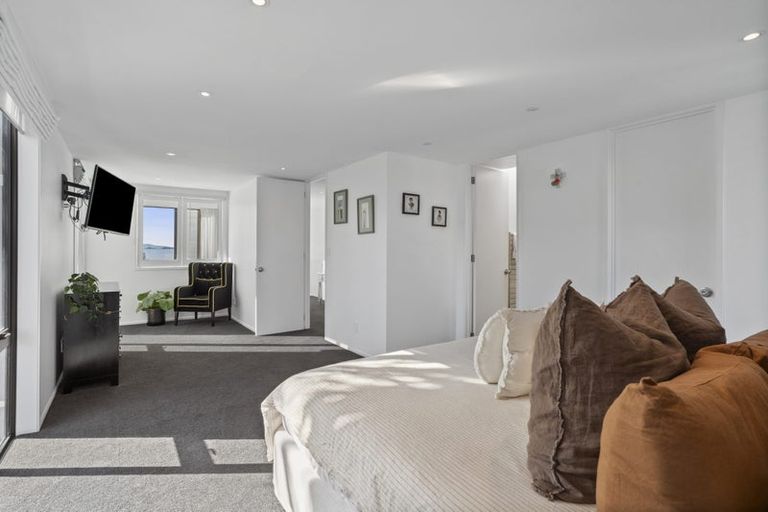 Photo of property in 2/3 Craig Road, Milford, Auckland, 0620