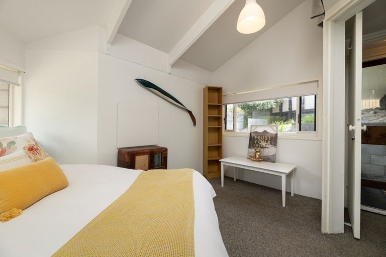 Photo of property in 1a Pacific View Road, Papamoa Beach, Papamoa, 3118