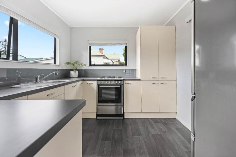 Photo of property in 30 Graham Street, Hamilton East, Hamilton, 3216