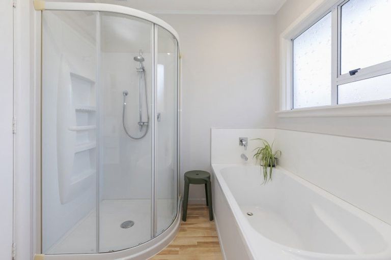 Photo of property in 61 Charlcott Street, Burnside, Christchurch, 8053
