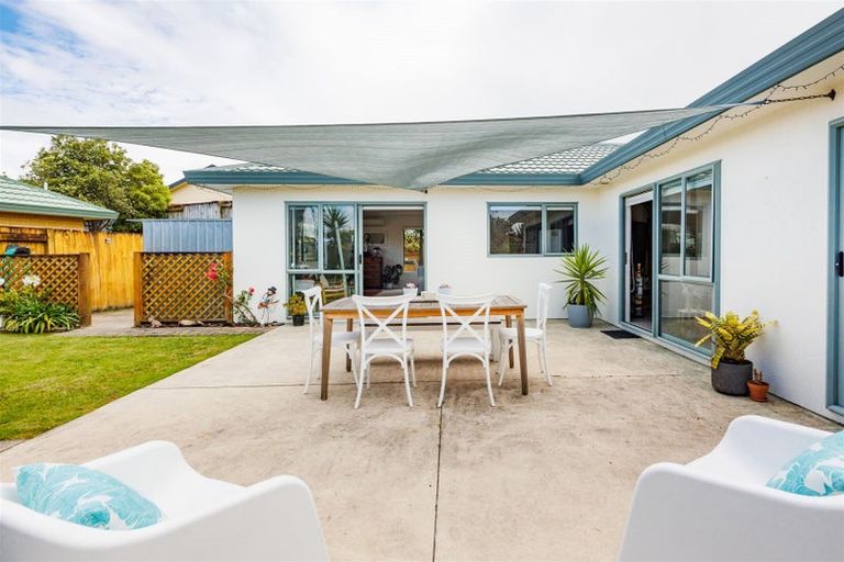 Photo of property in 106 Parnell Heights, Kelvin Grove, Palmerston North, 4414