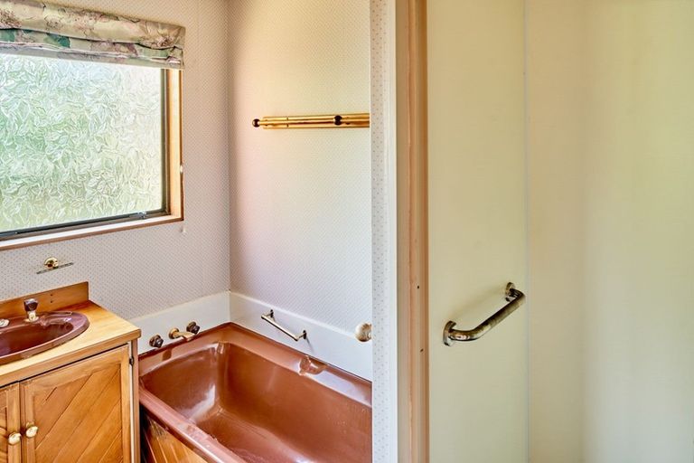 Photo of property in 3 Picketboat Lane, Whitby, Porirua, 5024