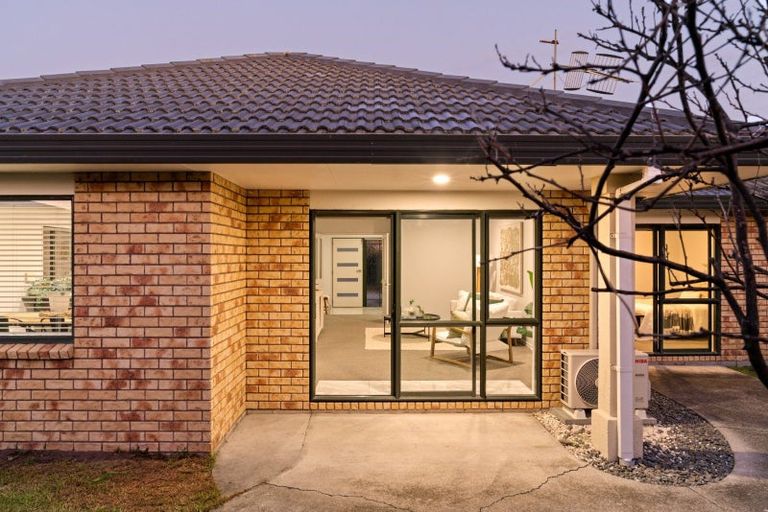 Photo of property in 78 Corinth Grove, Papamoa Beach, Papamoa, 3118