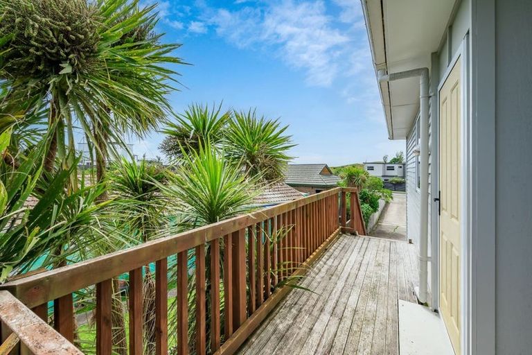 Photo of property in 4 Eatwell Avenue, Paraparaumu Beach, Paraparaumu, 5032