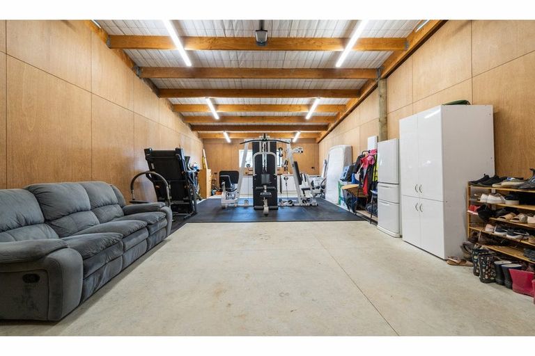 Photo of property in 390 Mill Road North, Myross Bush, Invercargill, 9876