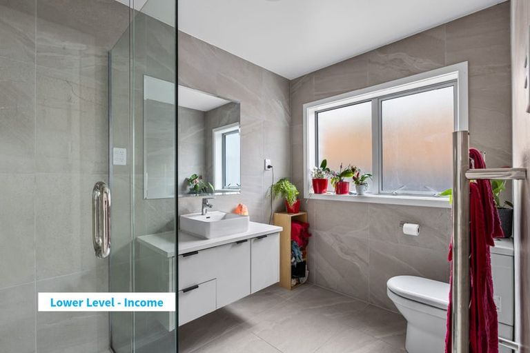 Photo of property in 60 Godfrey Drive, Orewa, 0931