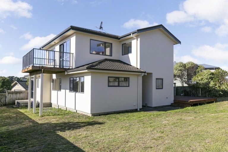 Photo of property in 19 Milford Street, Aotea, Porirua, 5024