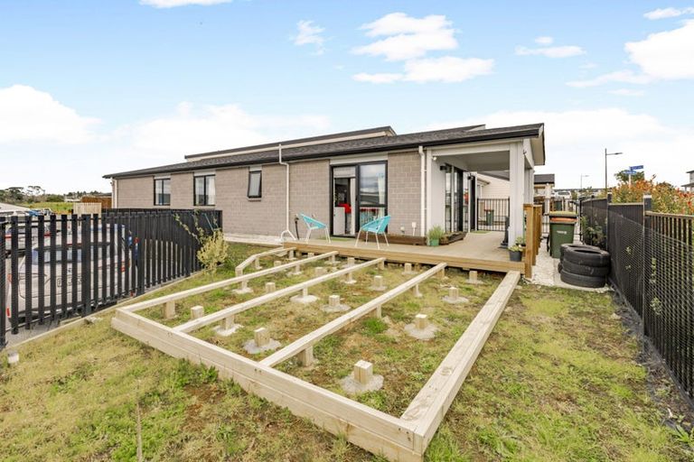 Photo of property in 4a Karihi Road, Karaka, Papakura, 2113