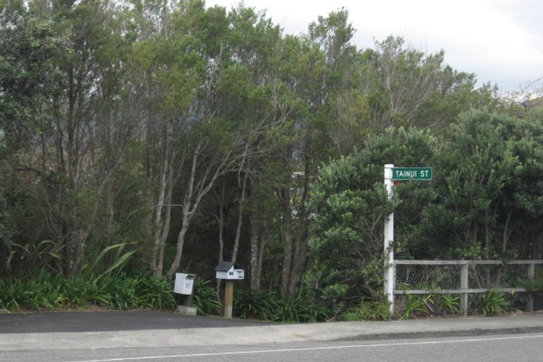 Photo of property in 90 Matatua Road, Raumati Beach, Paraparaumu, 5032