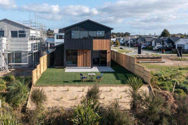 Photo of property in 31 Hinaki Street, Poike, Tauranga, 3112