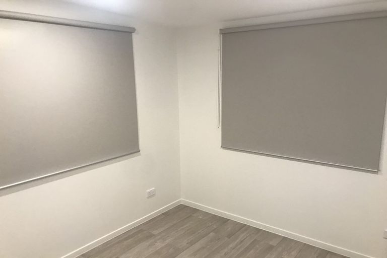 Photo of property in 7 Skyla Place, Massey, Auckland, 0614