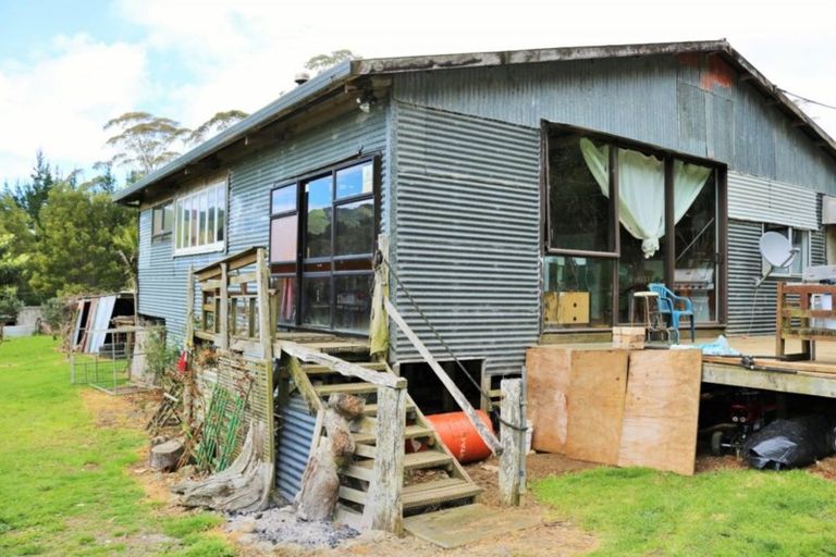 Photo of property in 704a Karaka Road, Tangowahine, Dargaville, 0372