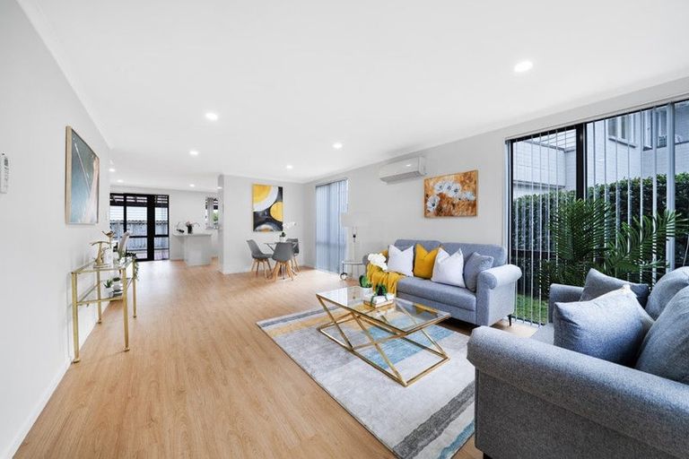 Photo of property in 8 Marengo Parkway, Takanini, 2112