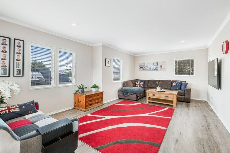 Photo of property in 17 Cape Cod Drive, Gulf Harbour, Whangaparaoa, 0930