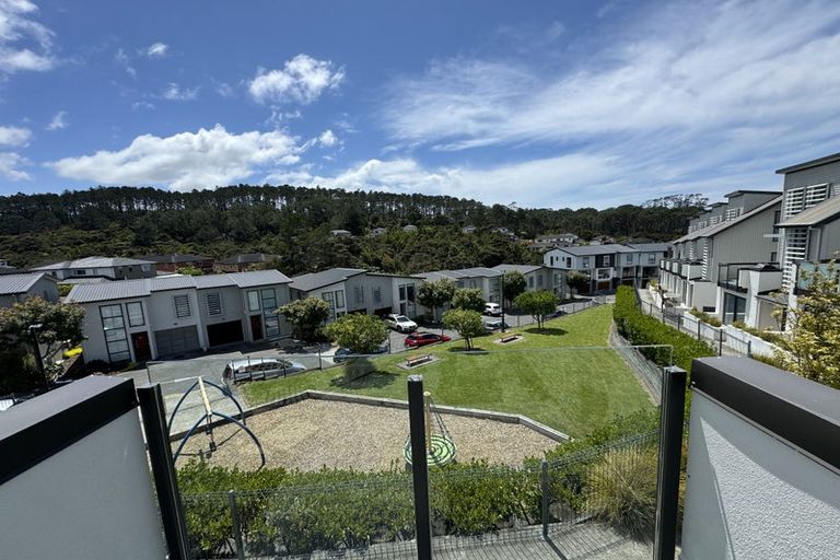 Photo of property in 4 Mangrove Lane, Albany Heights, Auckland, 0632