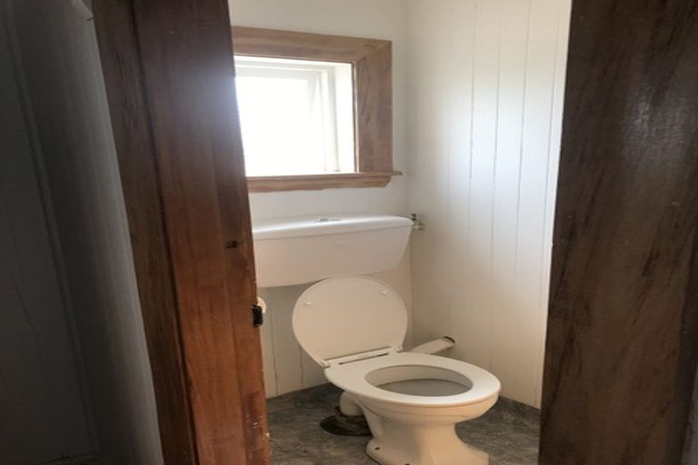 Photo of property in 16 Beach Road, Kaikoura, 7300