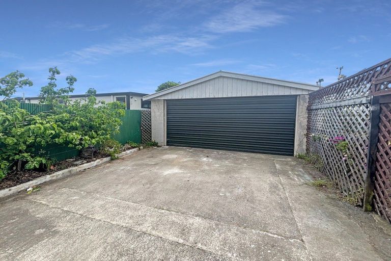 Photo of property in 7 Brockenhurst Street, Aranui, Christchurch, 8061