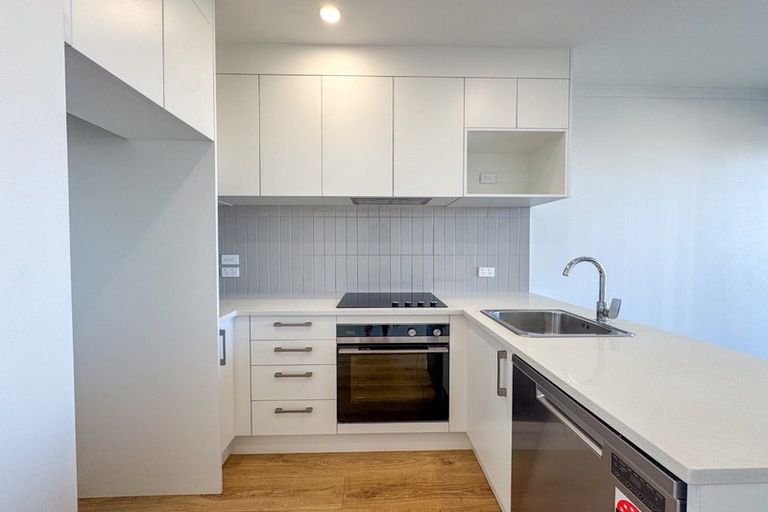 Photo of property in 39 Ngae Place, Mangere East, Auckland, 2024