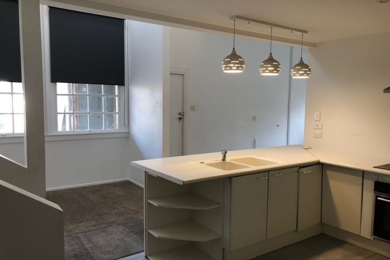 Photo of property in 25 Montilla Place, Manurewa, Auckland, 2102