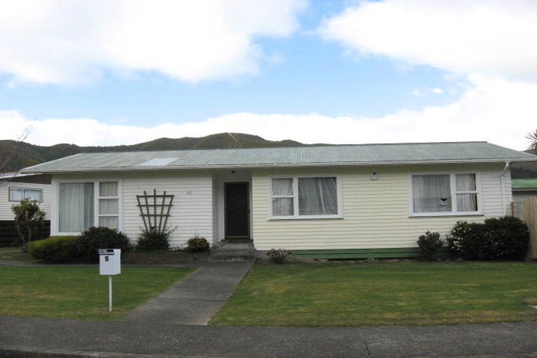 Photo of property in 10 Bexley Grove, Wainuiomata, Lower Hutt, 5014