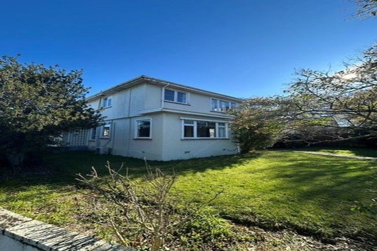 Photo of property in 2 Highgate Avenue, Merivale, Christchurch, 8014