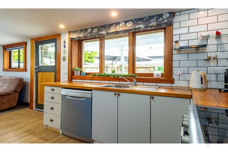 Photo of property in 5 South Terrace Road, Geraldine, 7930