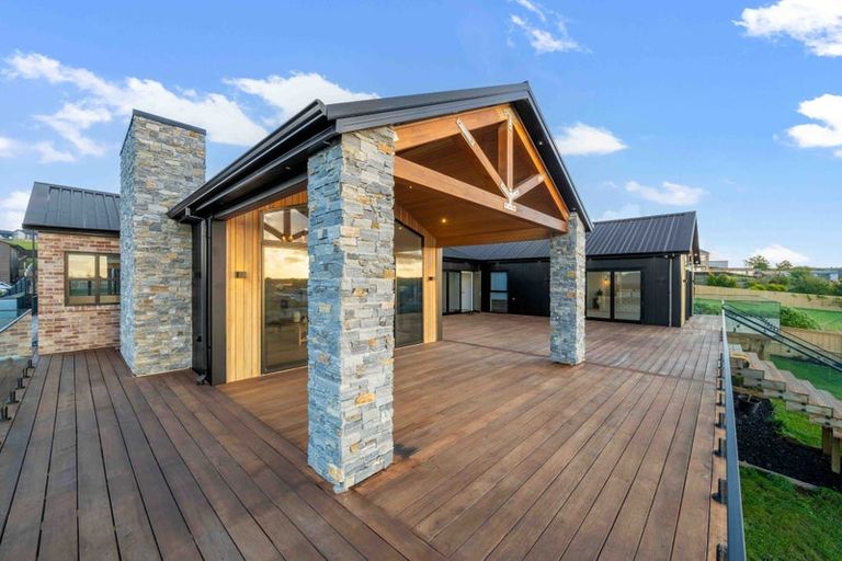 Photo of property in 9 Fisk Road, Pukekohe, 2120