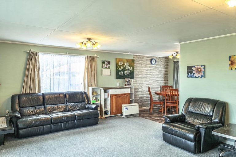 Photo of property in 25 Adkin Avenue, Levin, 5510