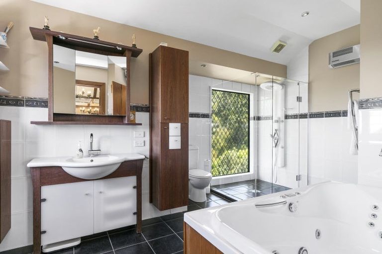 Photo of property in 345 Hebden Crescent, Kelson, Lower Hutt, 5010