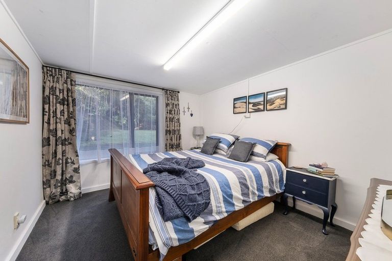 Photo of property in 69 Milton Terrace, Picton, 7220