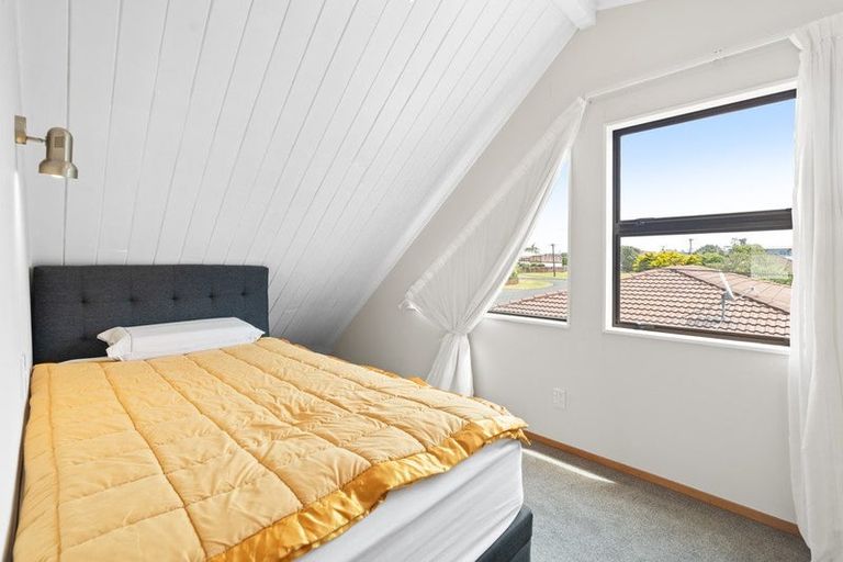 Photo of property in 5 Weiti Road, Orewa, 0931