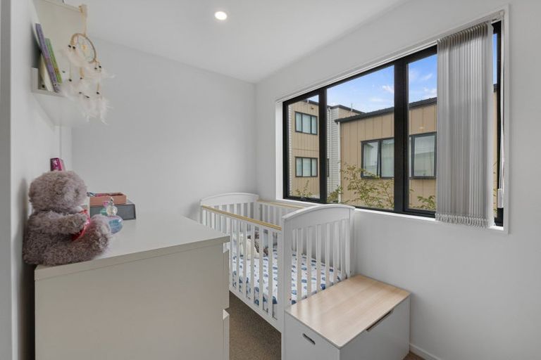 Photo of property in 4/122 Pooks Road, Ranui, Auckland, 0612