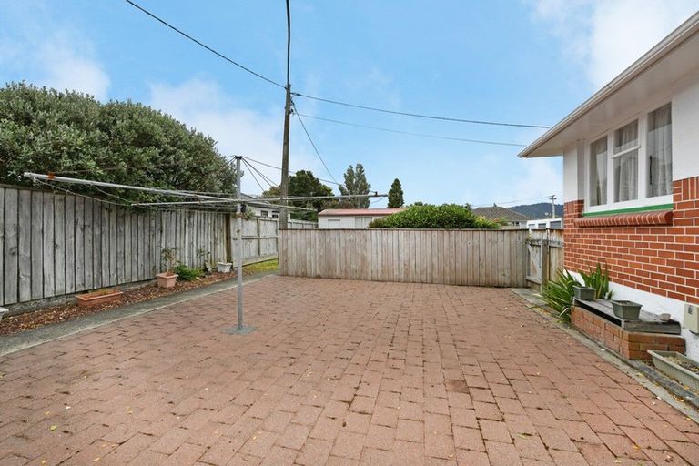 Photo of property in 1/14 Totara Street, Trentham, Upper Hutt, 5018