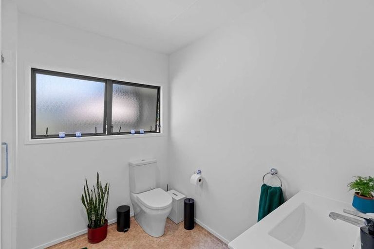 Photo of property in 7a Melleray Place, Randwick Park, Auckland, 2105