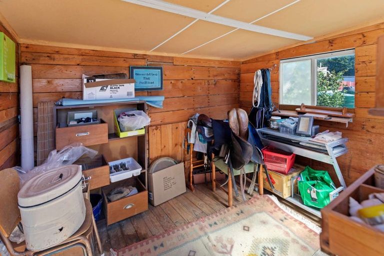 Photo of property in 13 Beach Street, Tangimoana, 4822