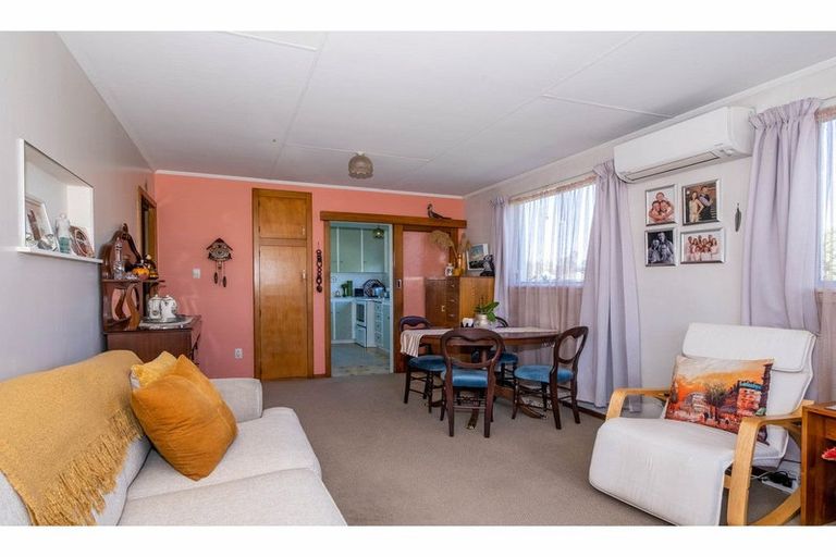 Photo of property in 13 Pringle Street, Waimataitai, Timaru, 7910