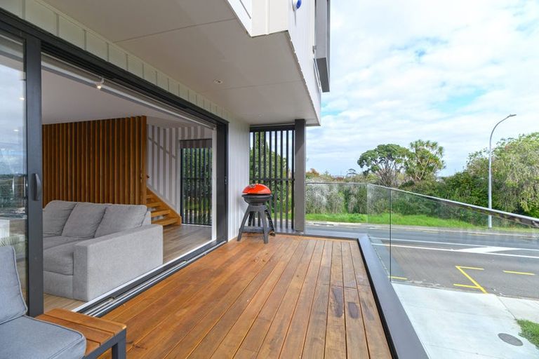 Photo of property in 1/8 Reeves Road, Pakuranga, Auckland, 2010