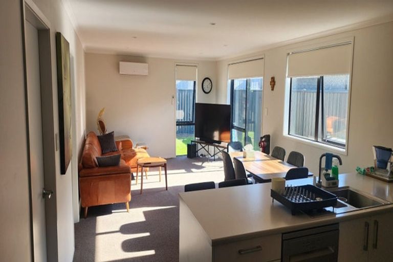 Photo of property in 75 Tabraham Crescent, Pyes Pa, Tauranga, 3112