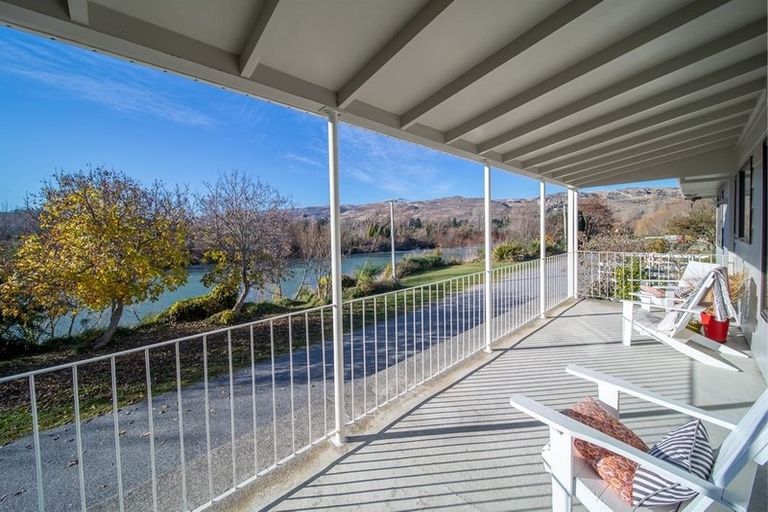 Photo of property in 43 Cheviot Street, Roxburgh, 9500