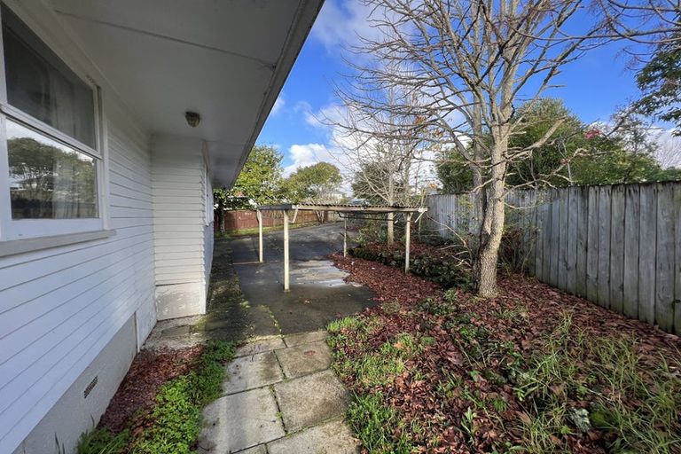 Photo of property in 25 Marewa Street, Te Atatu South, Auckland, 0610