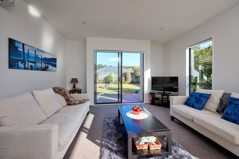 Photo of property in 5 Mcrae Gardens, Kaikoura Flat, Kaikoura, 7371