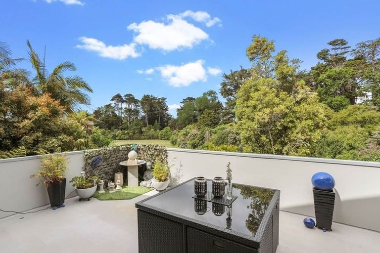 Photo of property in 43 Vintage Drive, Henderson, Auckland, 0612