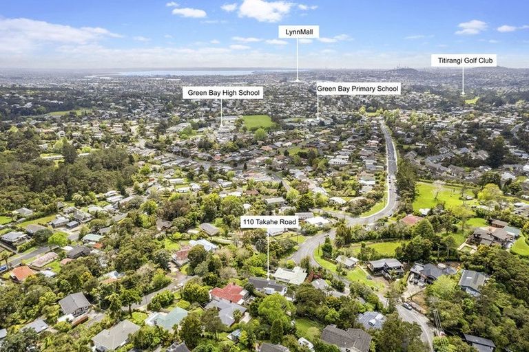 Photo of property in 110 Takahe Road, Titirangi, Auckland, 0604