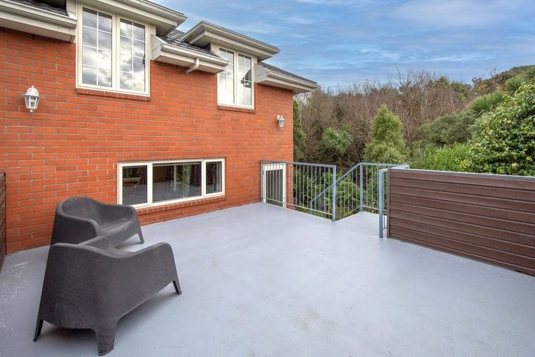 Photo of property in 98a Warren Crescent, Hillmorton, Christchurch, 8025