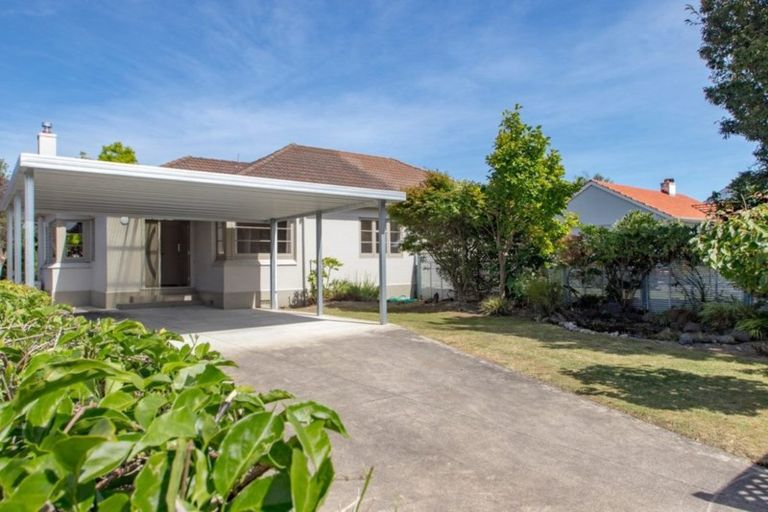 Photo of property in 25 Nuffield Avenue, Marewa, Napier, 4110