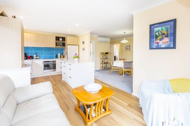 Photo of property in 7 Te Puni Grove, Elderslea, Upper Hutt, 5018