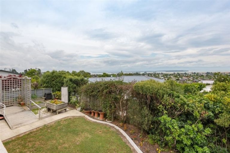 Photo of property in 2/104 The Ridgeway, Stoke, Nelson, 7011