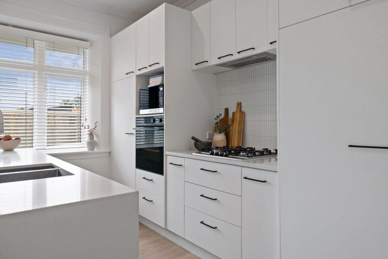 Photo of property in 11 Miro Street, Takaro, Palmerston North, 4410