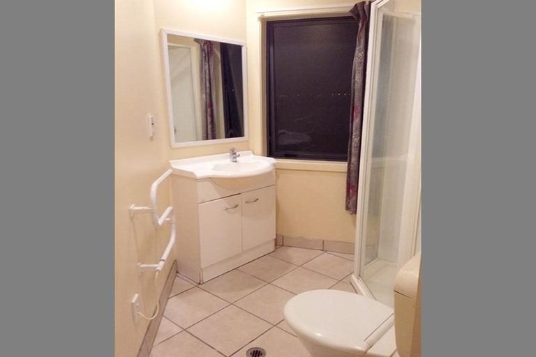 Photo of property in 10d Crown Lynn Place, New Lynn, Auckland, 0600